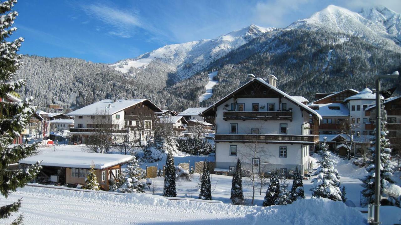 Antoni Apartements Seefeld in Tirol Bagian luar foto